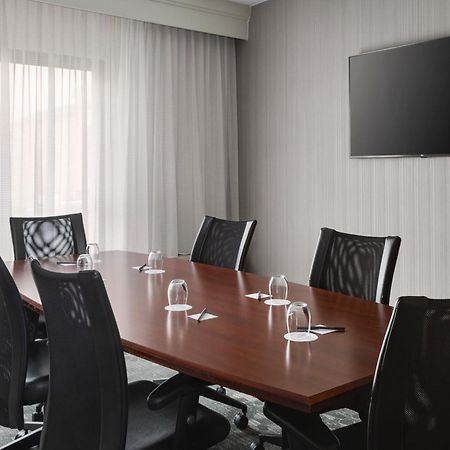 Courtyard By Marriott Mahwah Hotel Buitenkant foto