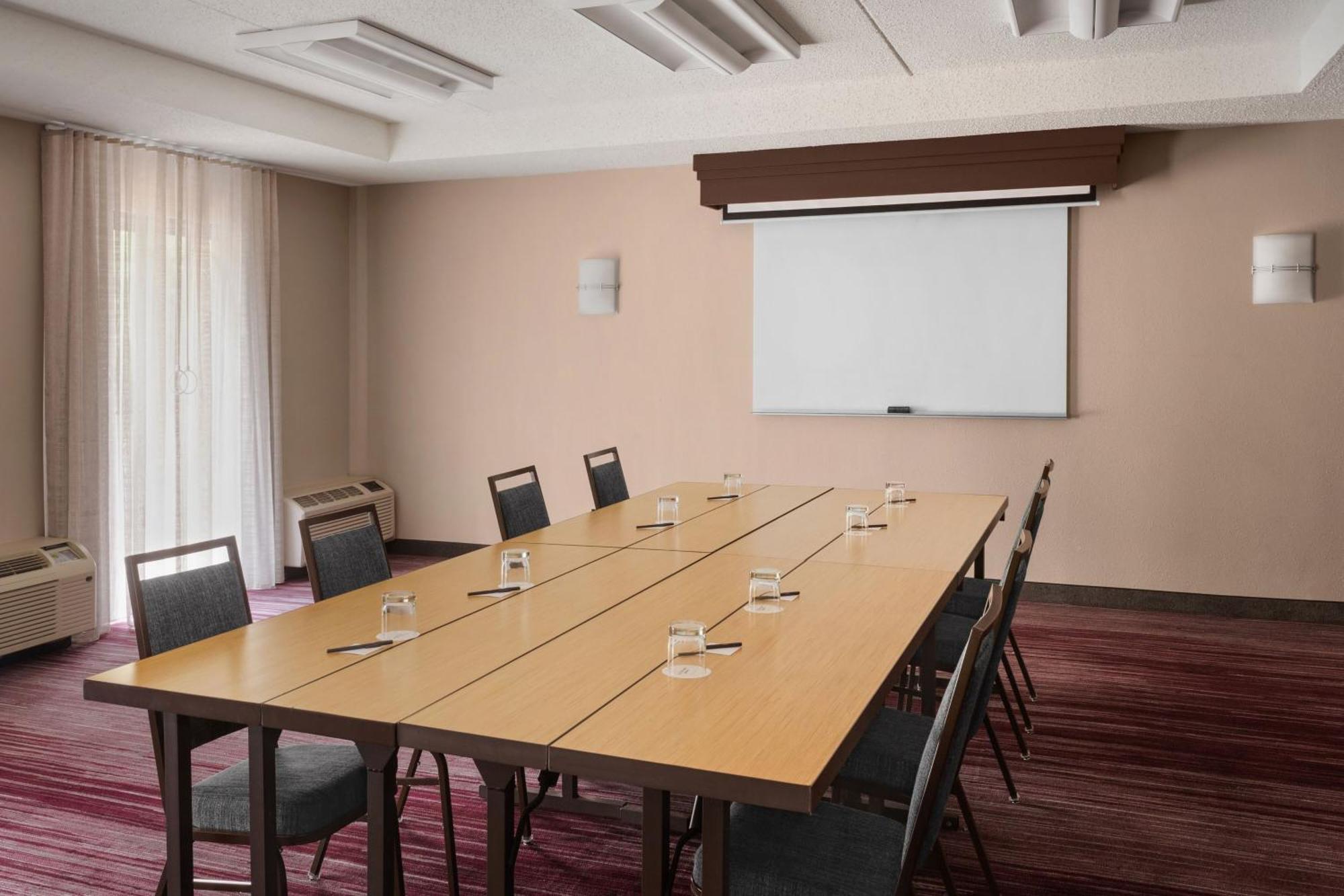 Courtyard By Marriott Mahwah Hotel Buitenkant foto