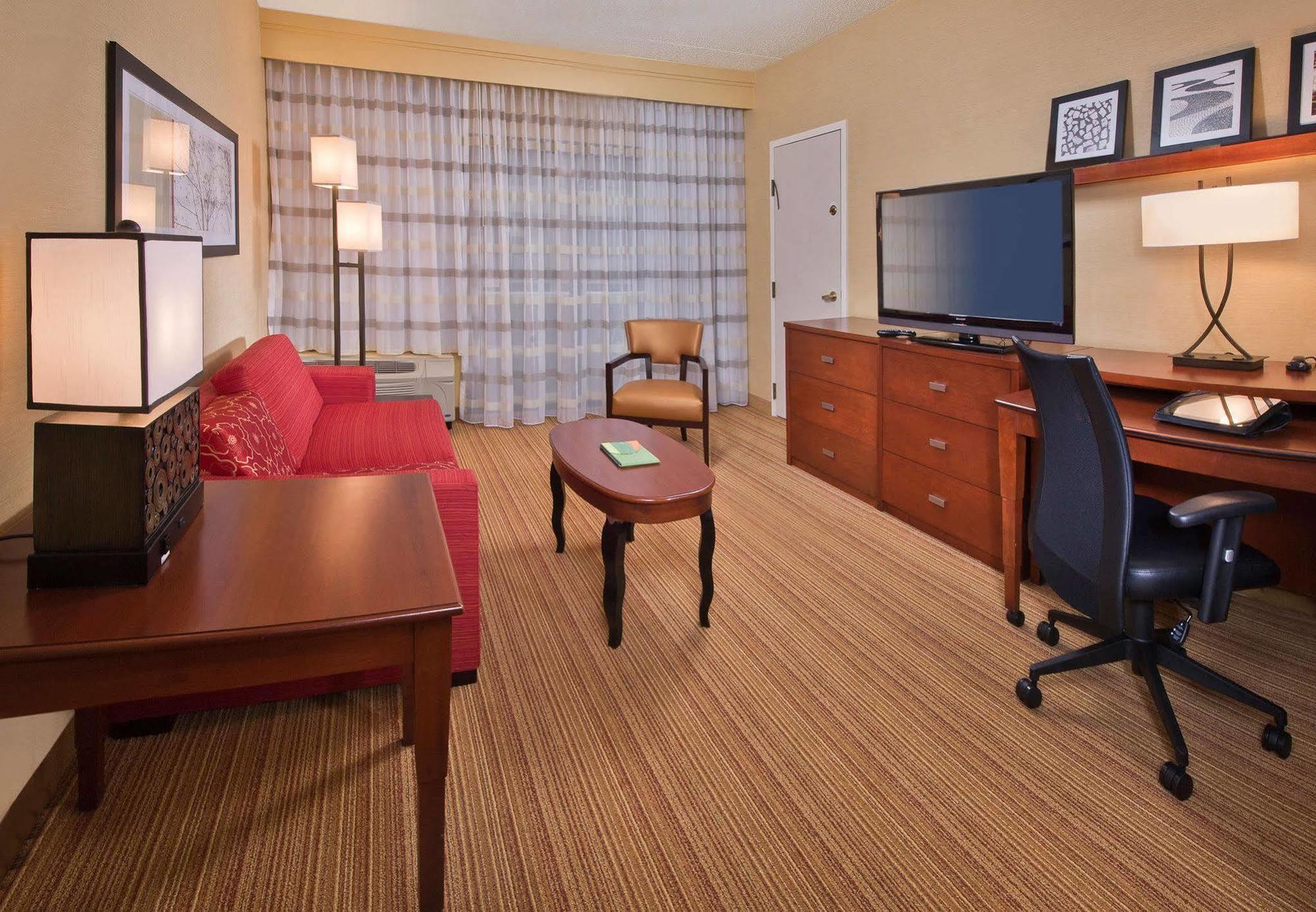 Courtyard By Marriott Mahwah Hotel Kamer foto