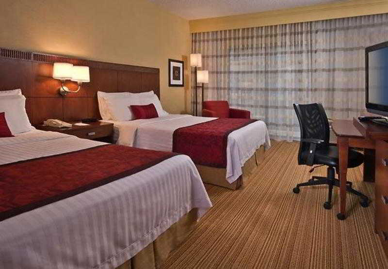 Courtyard By Marriott Mahwah Hotel Buitenkant foto